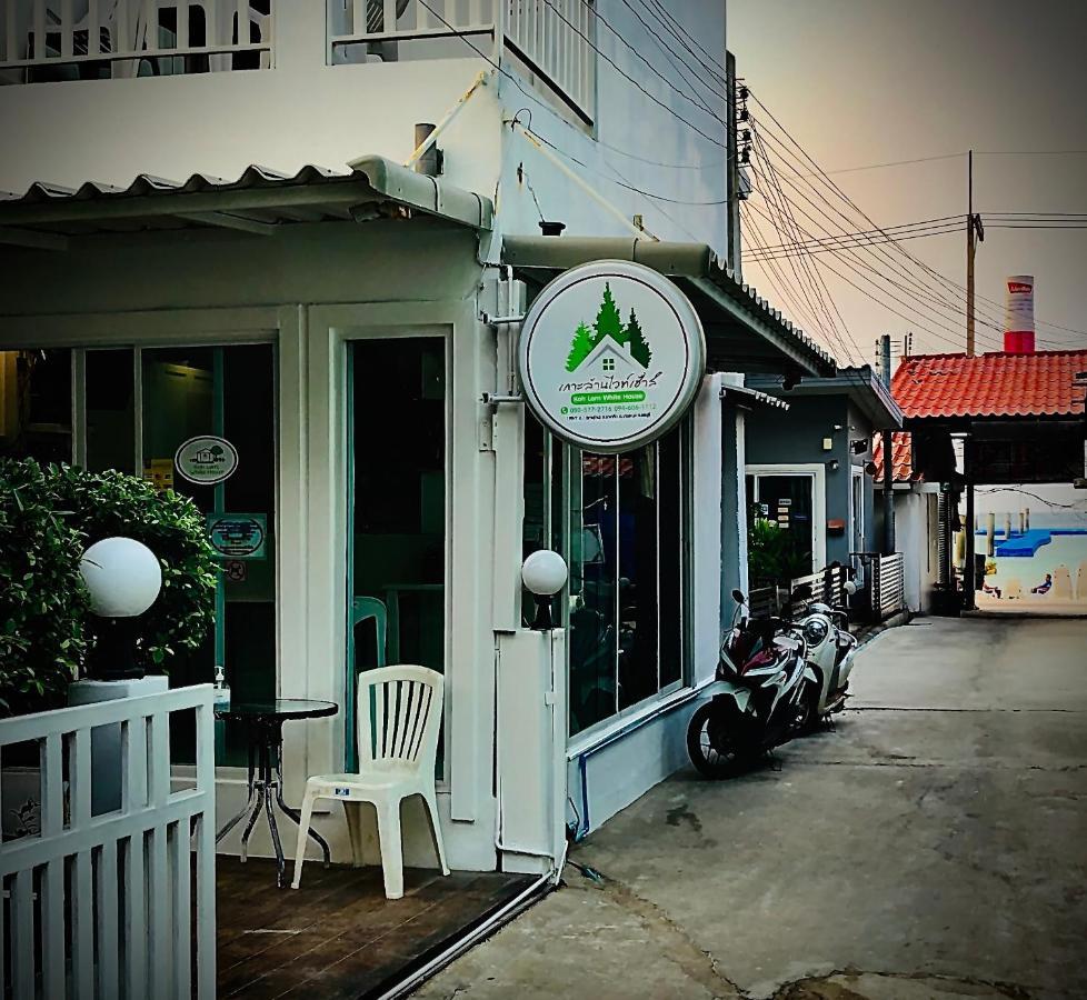 Koh Larn White House Hotel Buitenkant foto