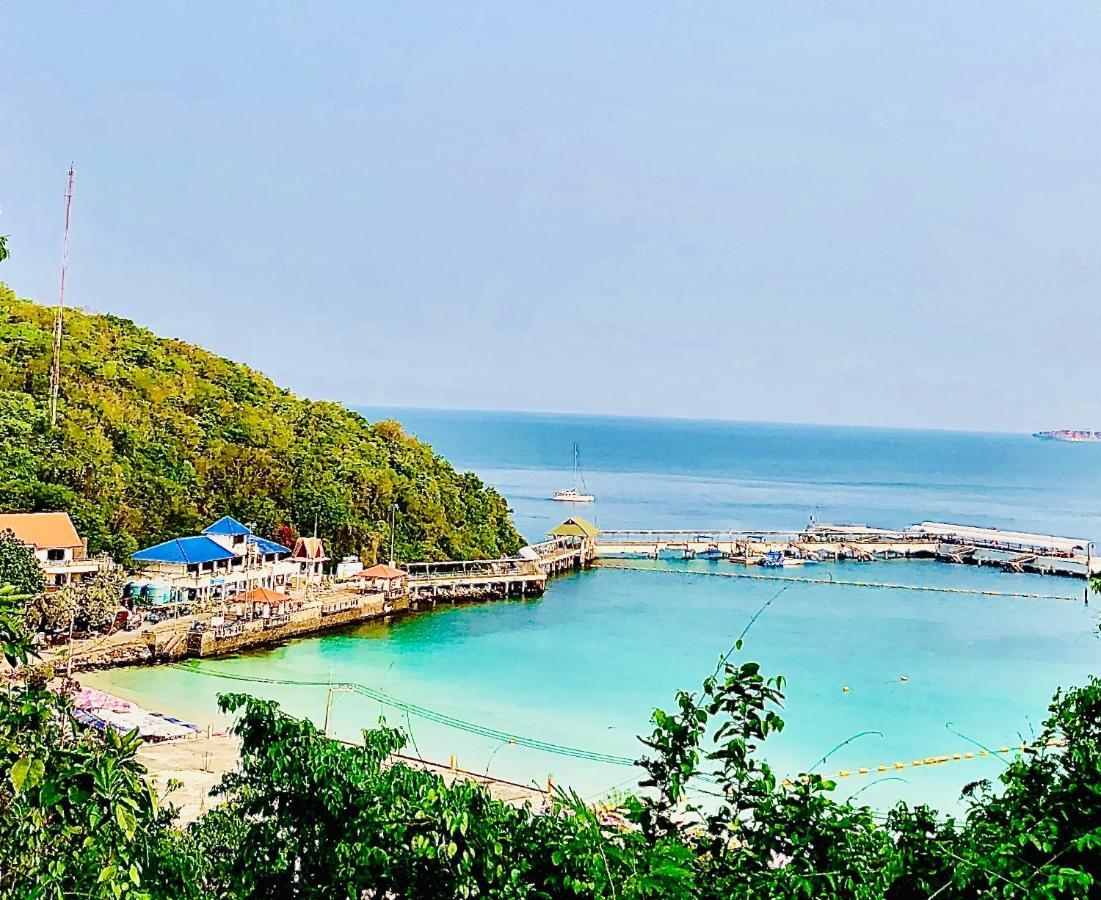 Koh Larn White House Hotel Buitenkant foto