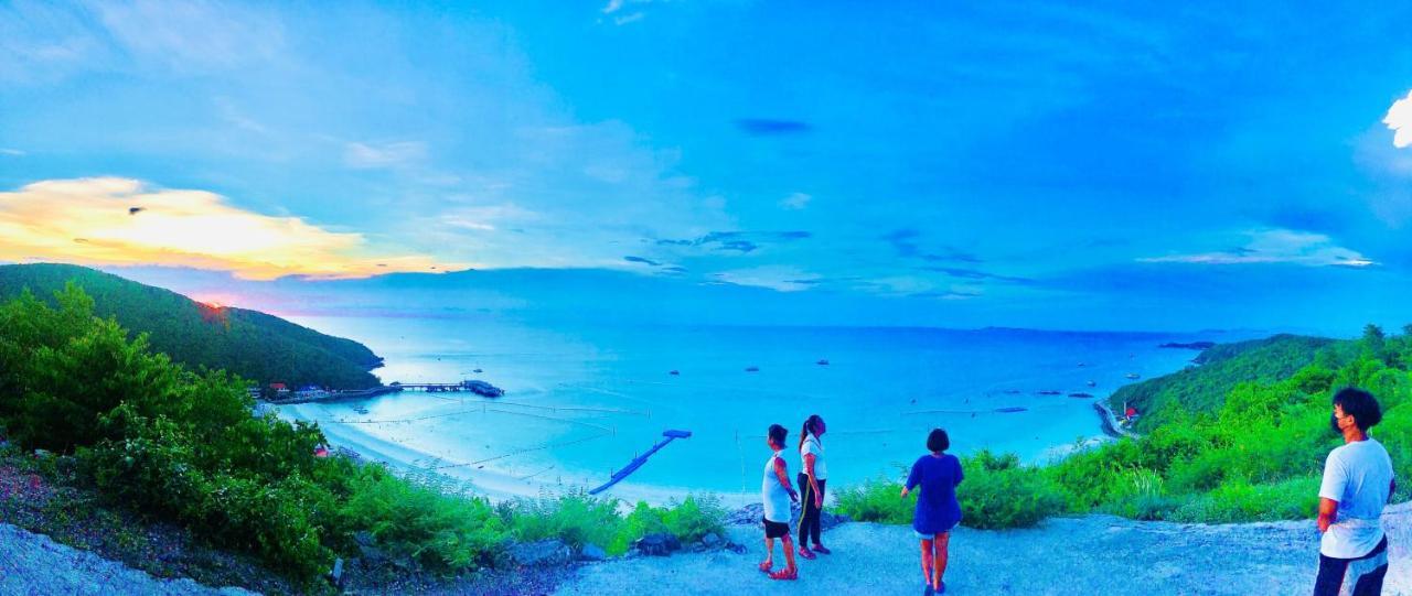Koh Larn White House Hotel Buitenkant foto